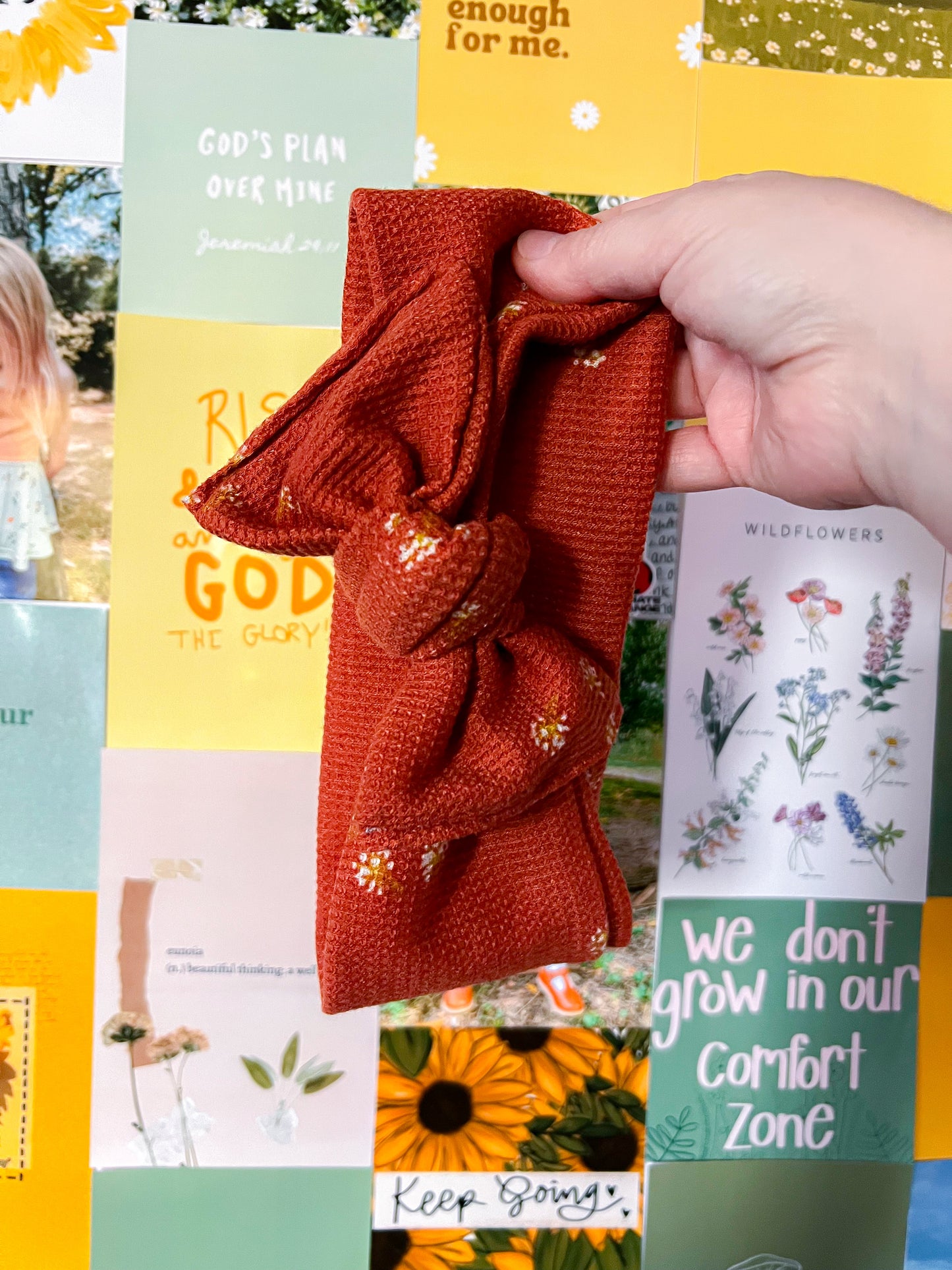 Dandelion Rust Chunky Bow