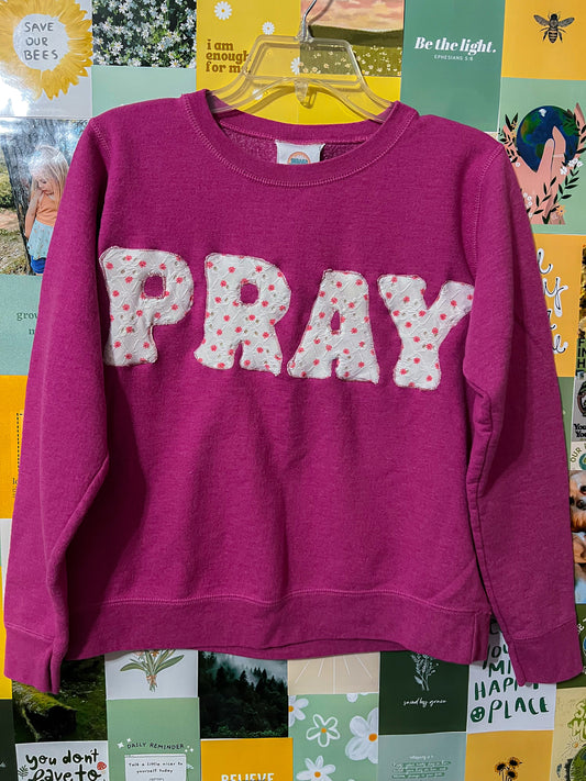 PRAY Crewneck